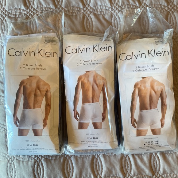 3 packs of Men’s Large Calvin Klein boxer briefs. 100% cotton. 2 per pack - Picture 2 of 6